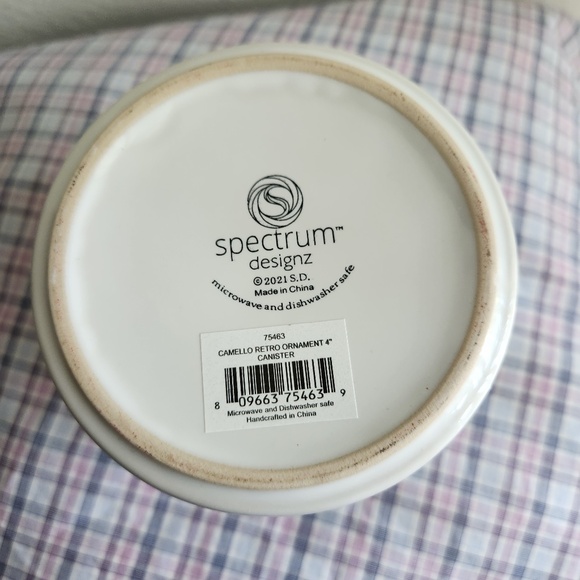 Spectrum Designz Christmas Ornaments Design Camello Retro Canister Jar 4" - Picture 3 of 8